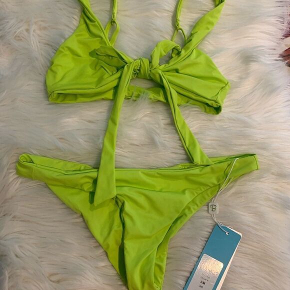 Beach Bunny Bikini Set - Picture 8 of 11